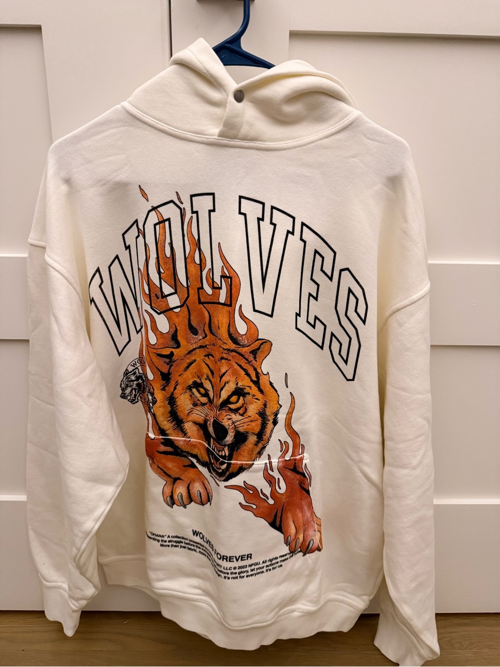NWT LG Darc Sport Cream Crewneck Hoodie with Orange Wolf Graphic Only 1000 made